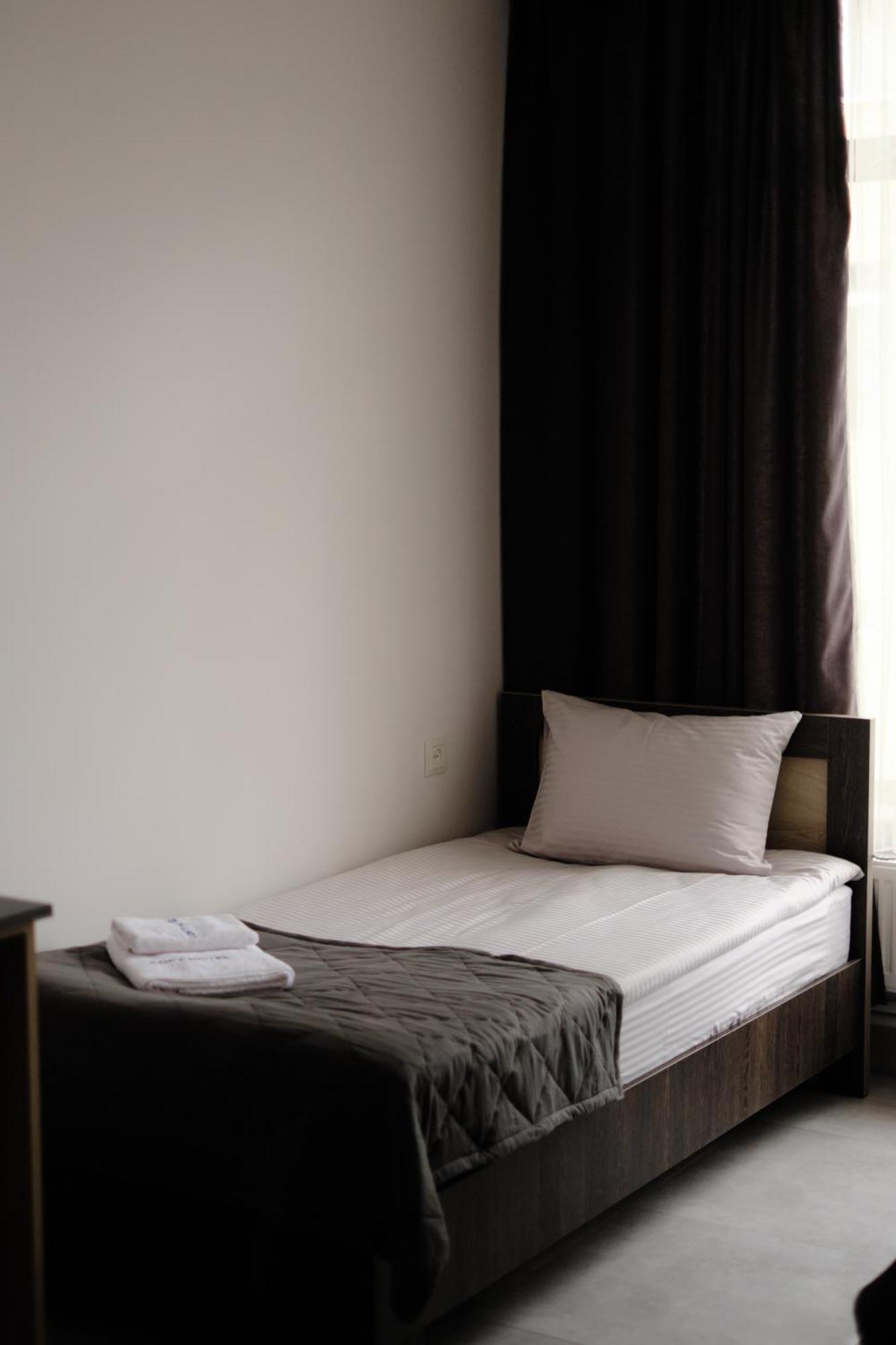 Loft Family Hotel Ijevan Eksteriør bilde
